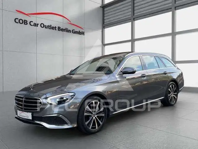 2022 Mercedes Benz E 400