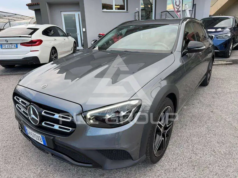 2022 Mercedes Benz E 400