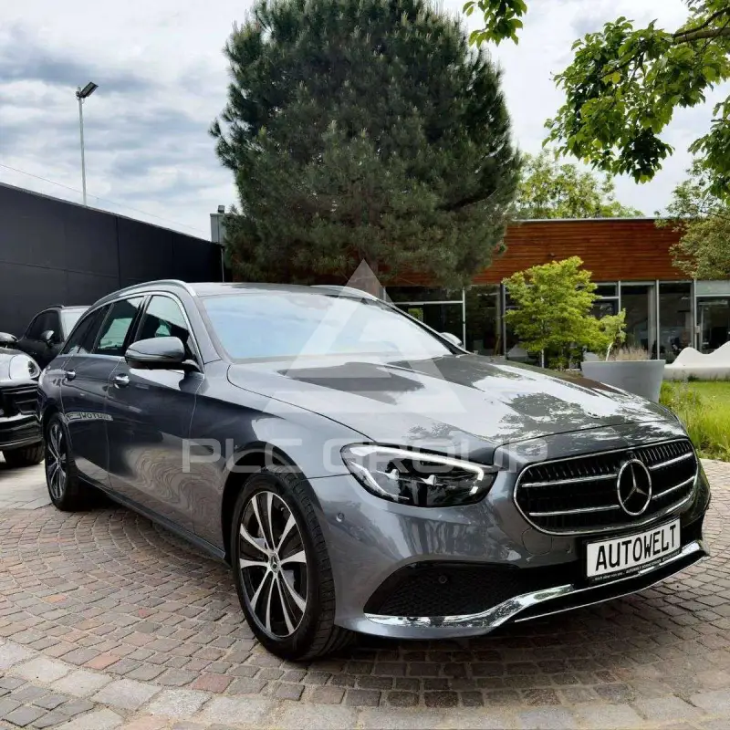 2022 Mercedes Benz E 300