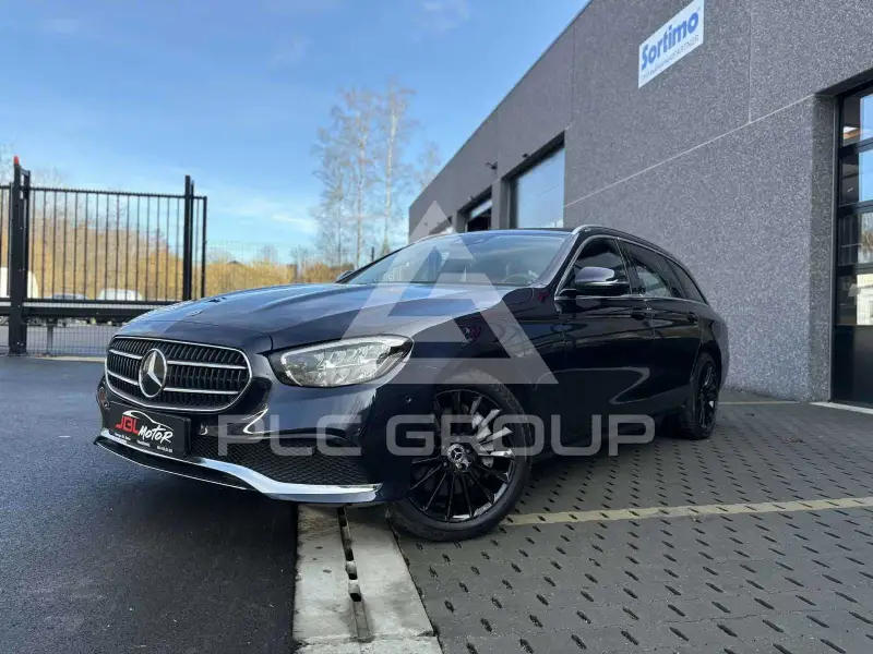 2022 Mercedes Benz E 300