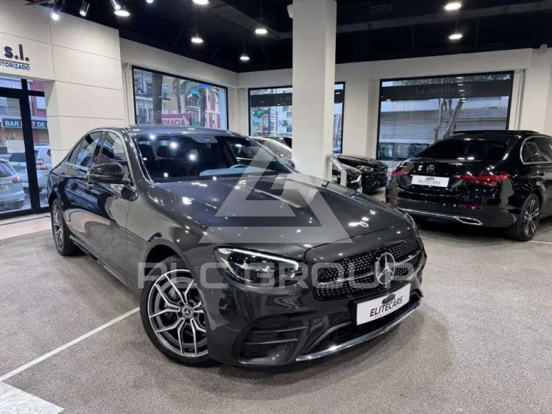 2022 Mercedes Benz E 300