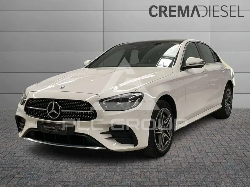2022 Mercedes Benz E 300