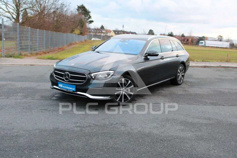 2022 Mercedes Benz E 300