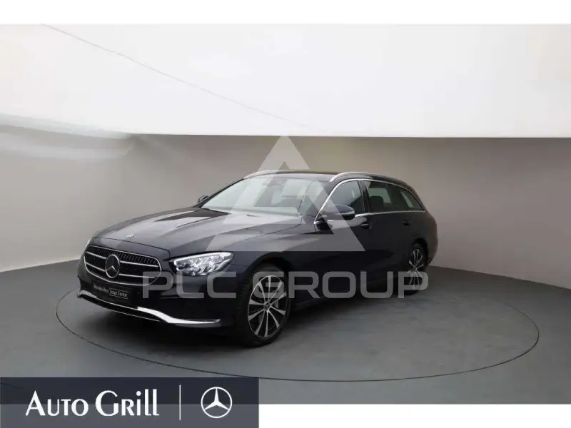 2022 Mercedes Benz E 300