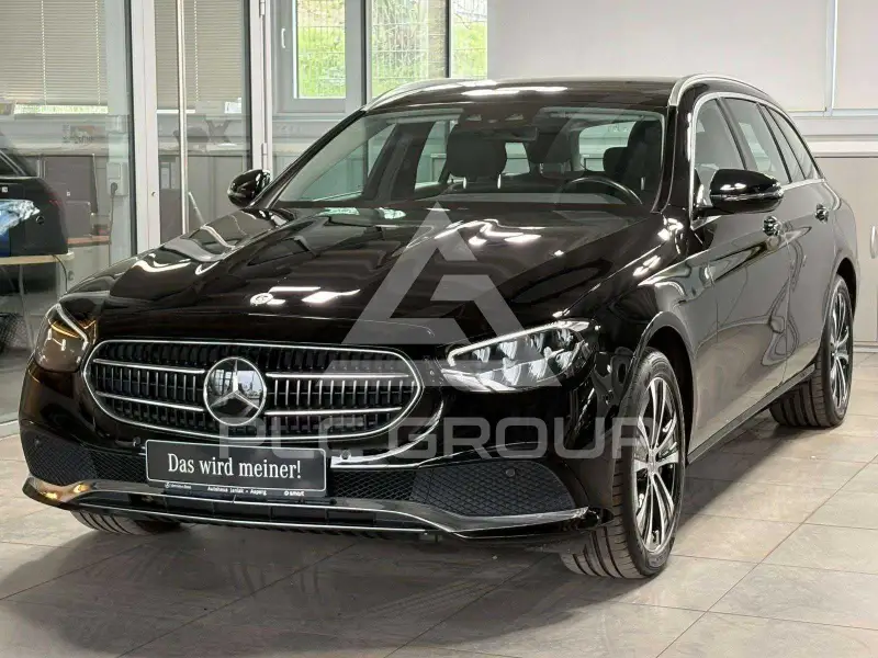 2022 Mercedes Benz E 300
