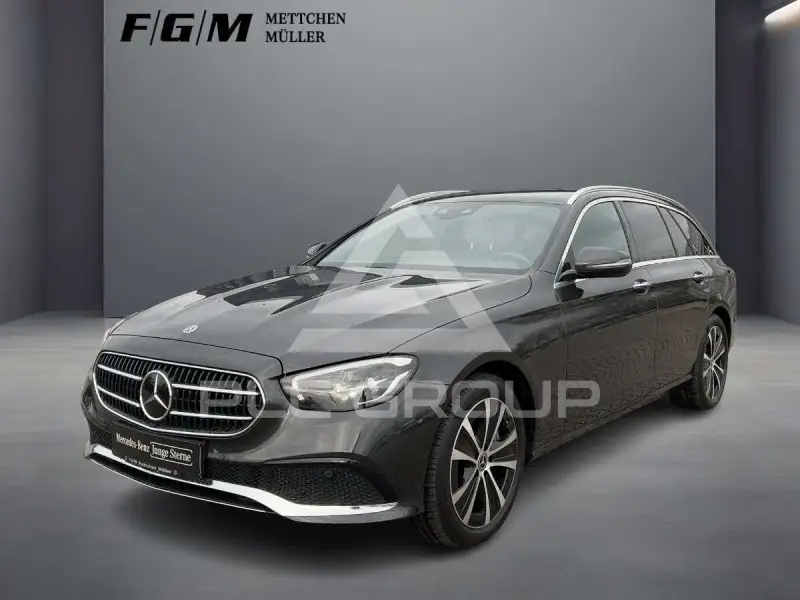 2022 Mercedes Benz E 300