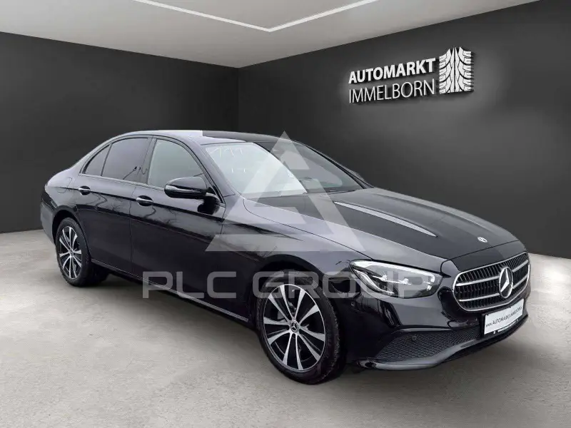 2022 Mercedes Benz E 300
