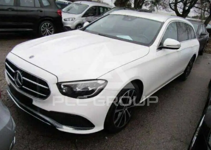 2022 Mercedes Benz E 300