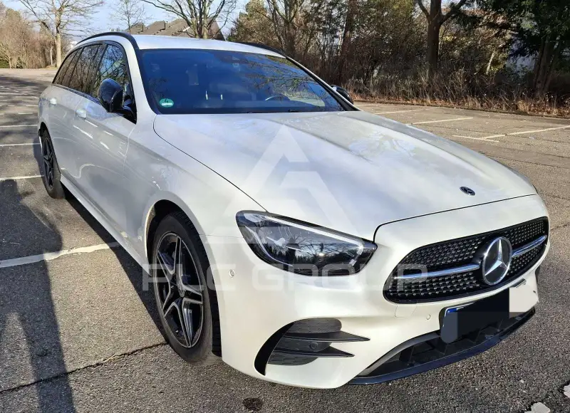 2022 Mercedes Benz E 300