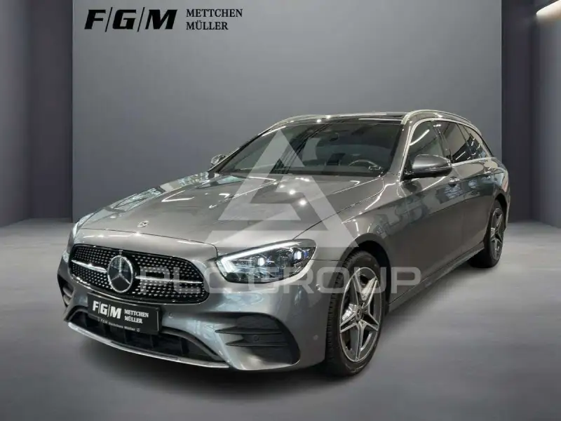 2022 Mercedes Benz E 300
