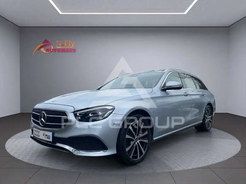 2022 Mercedes Benz E 300