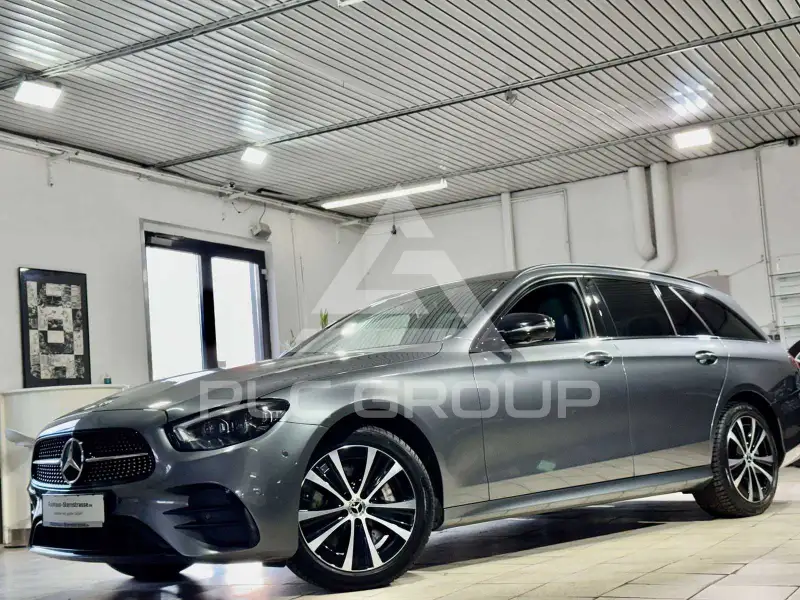 2022 Mercedes Benz E 300
