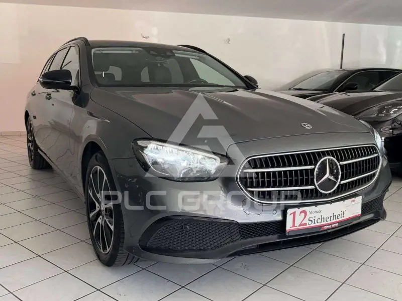 2022 Mercedes Benz E 300