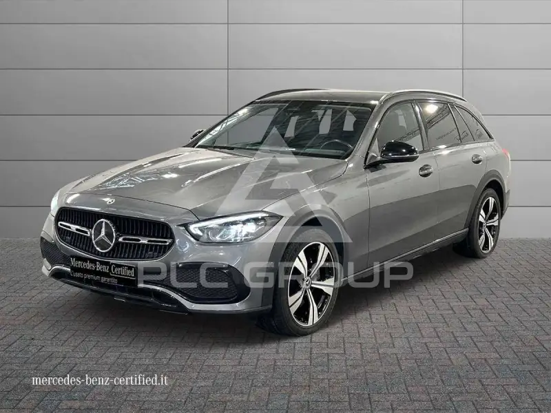 2022 Mercedes Benz C 220