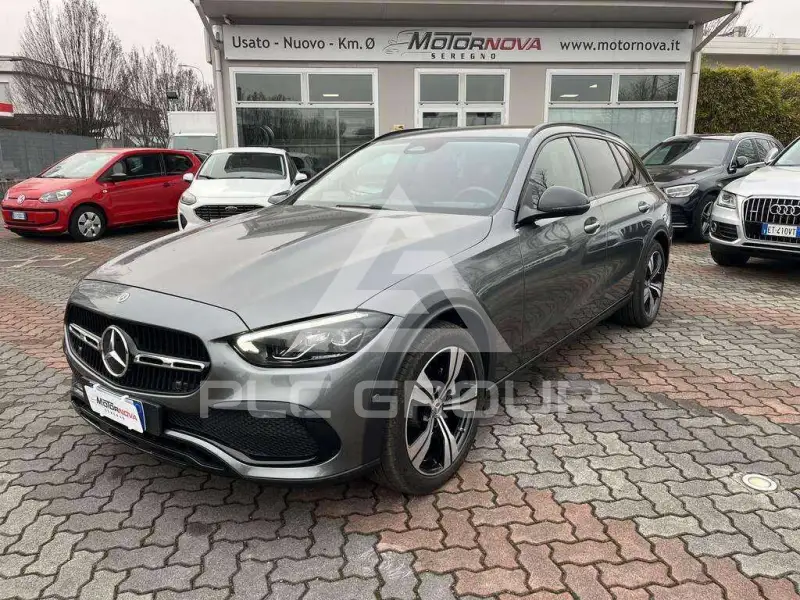 2022 Mercedes Benz C 220