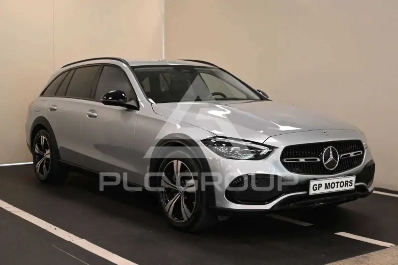 2022 Mercedes Benz C 220