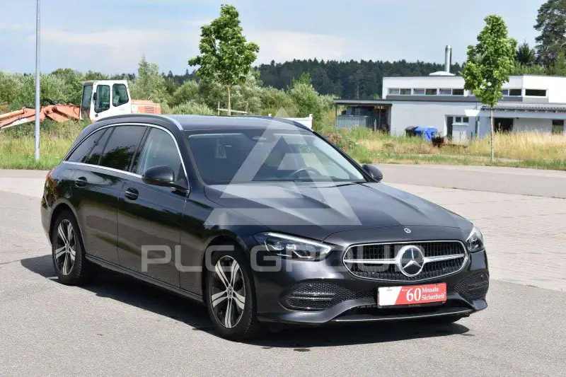 2022 Mercedes Benz C 220