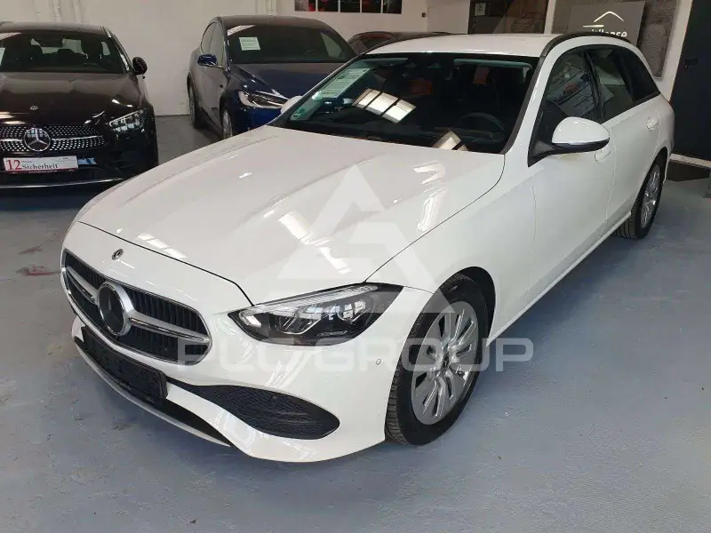 2022 Mercedes Benz C 220
