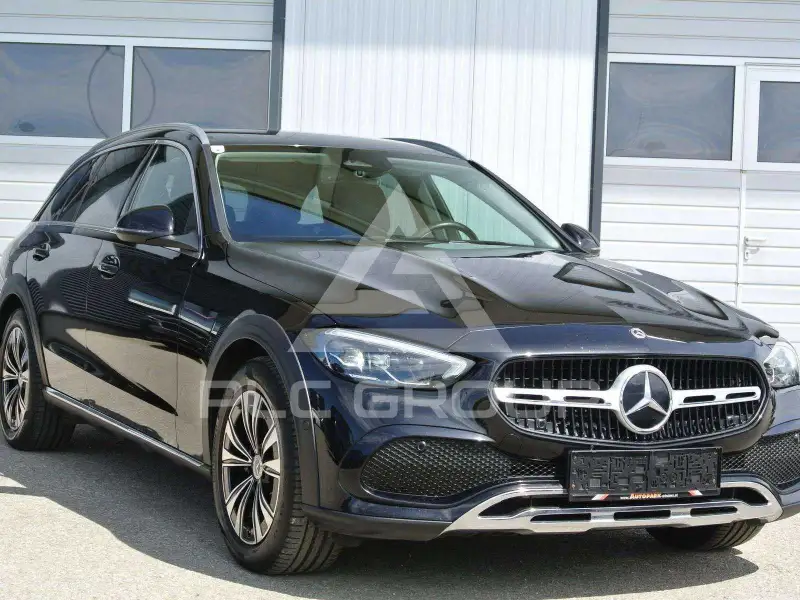 2022 Mercedes Benz C 220