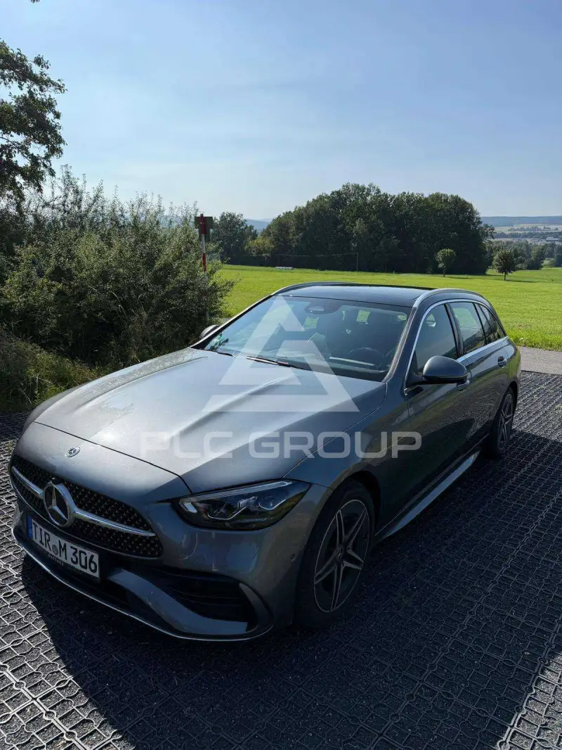 2022 Mercedes Benz C 220