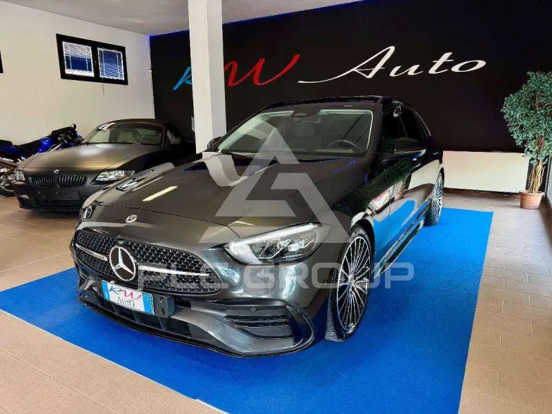 2022 Mercedes Benz C 220