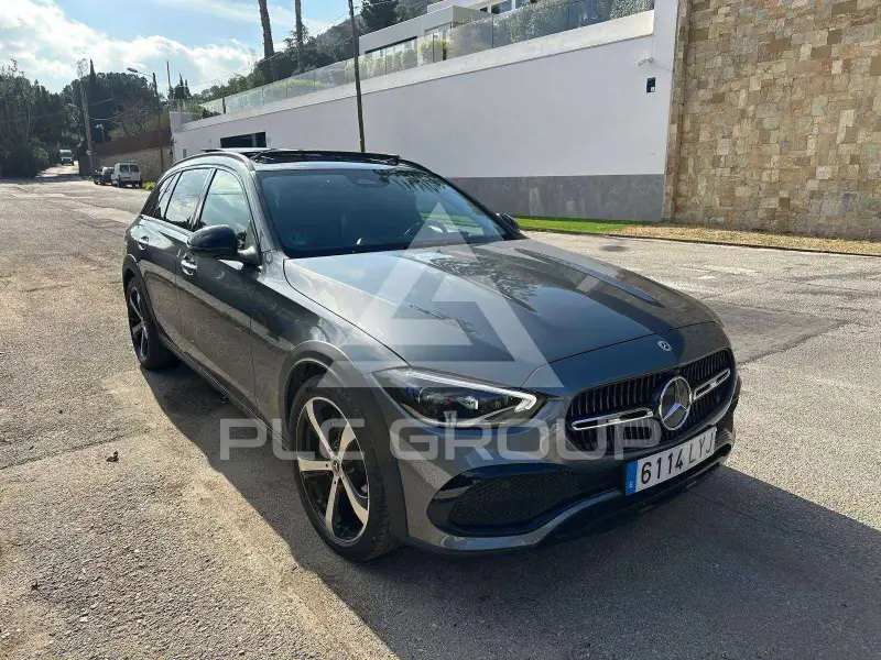2022 Mercedes Benz C 220