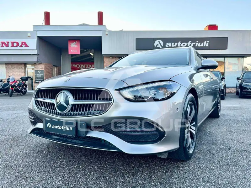 2022 Mercedes Benz C 220
