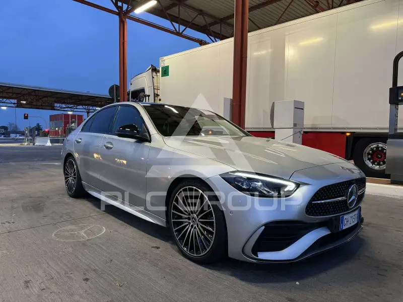 2022 Mercedes Benz C 220