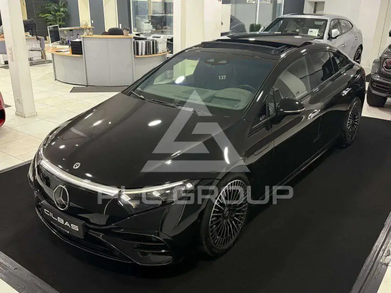 2022 Mercedes Benz Eqs