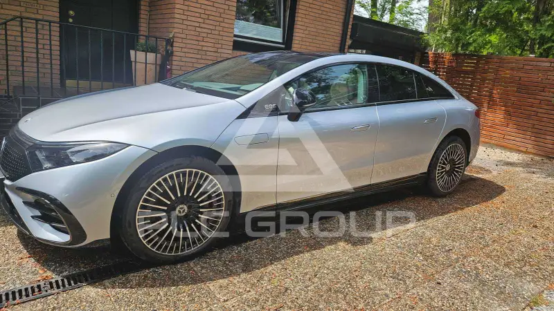 2022 Mercedes Benz Eqs