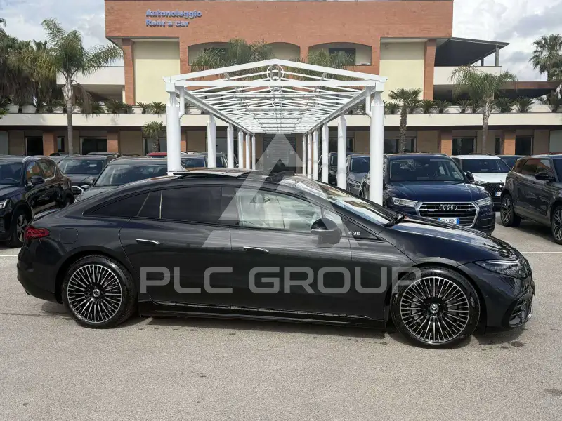 2022 Mercedes Benz Eqs