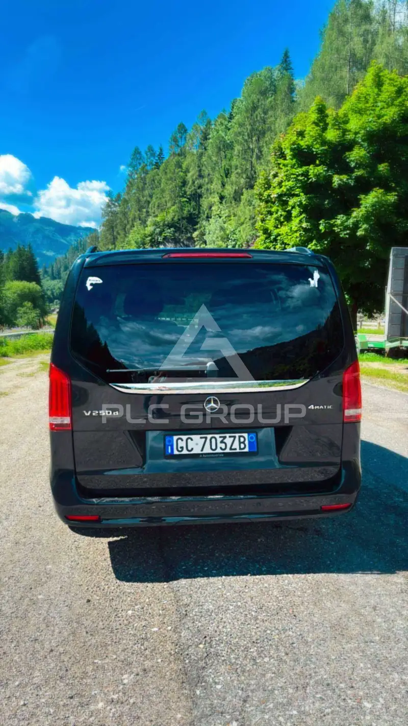 2022 Mercedes Benz V