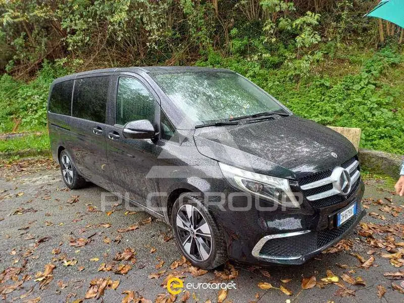 2022 Mercedes Benz V