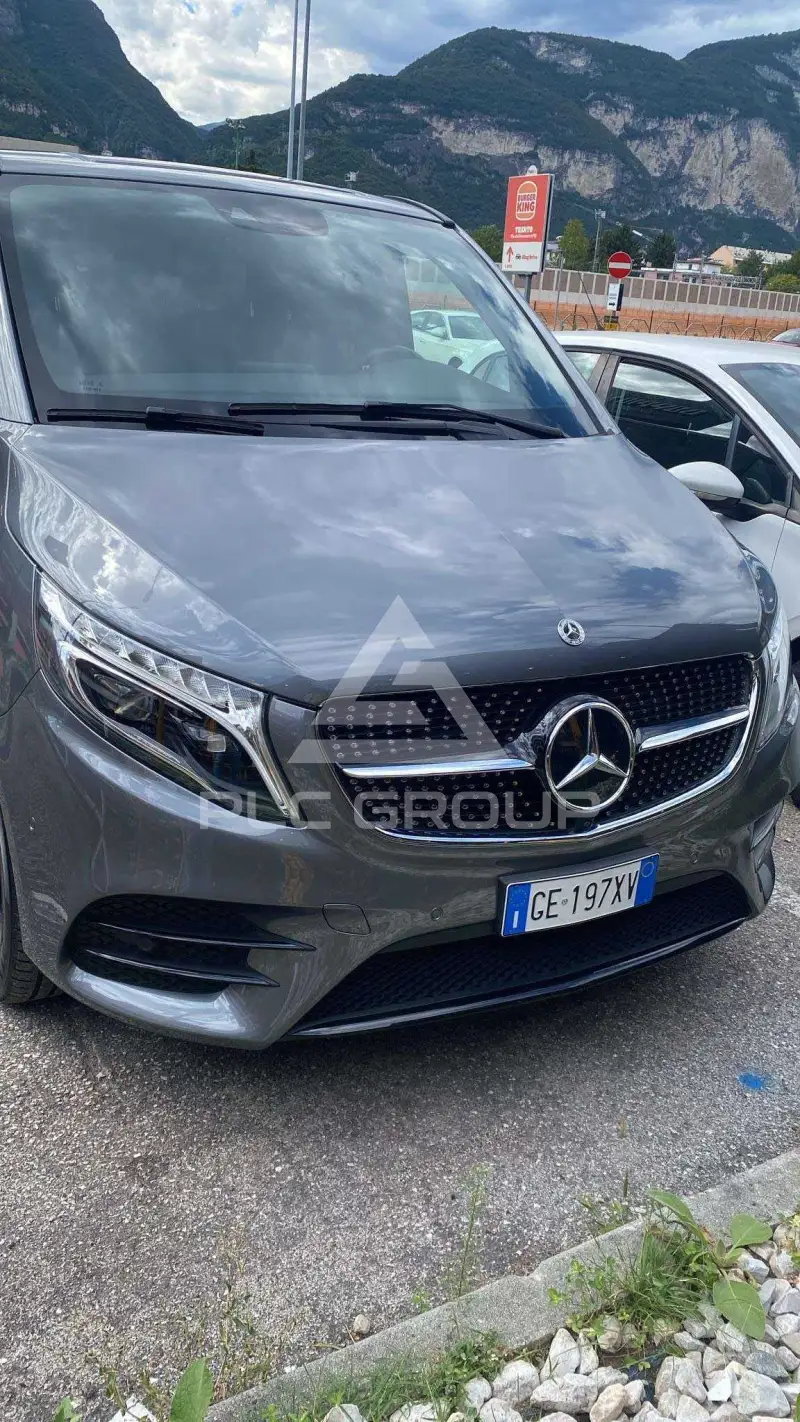 2022 Mercedes Benz V