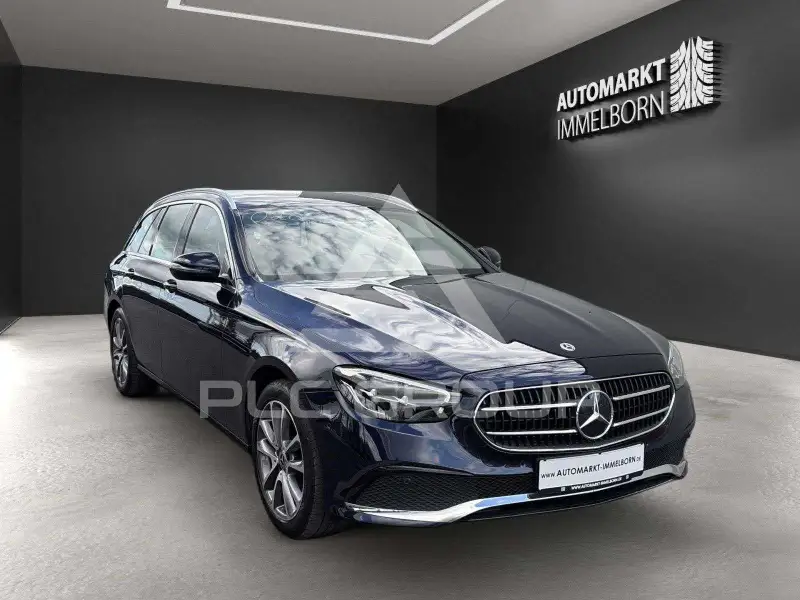 2022 Mercedes Benz E 200