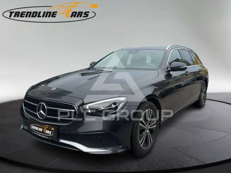2022 Mercedes Benz E 200