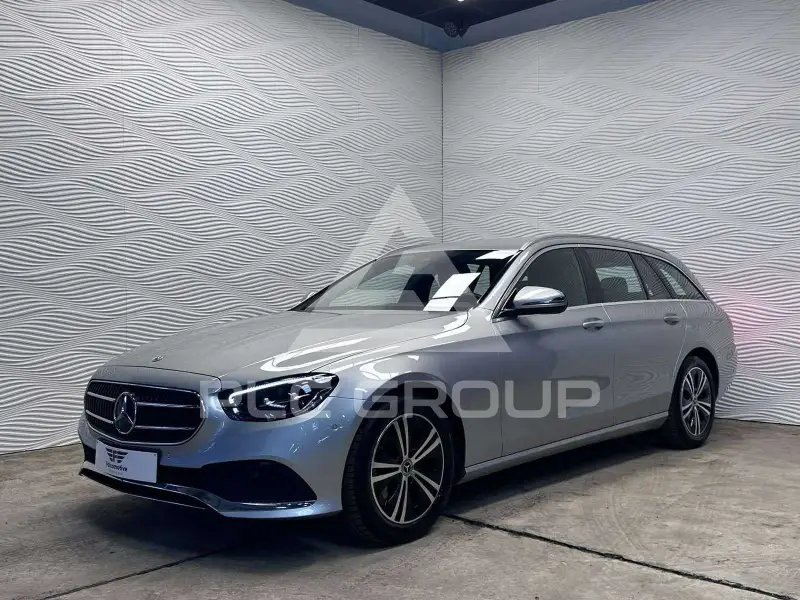 2022 Mercedes Benz E 200