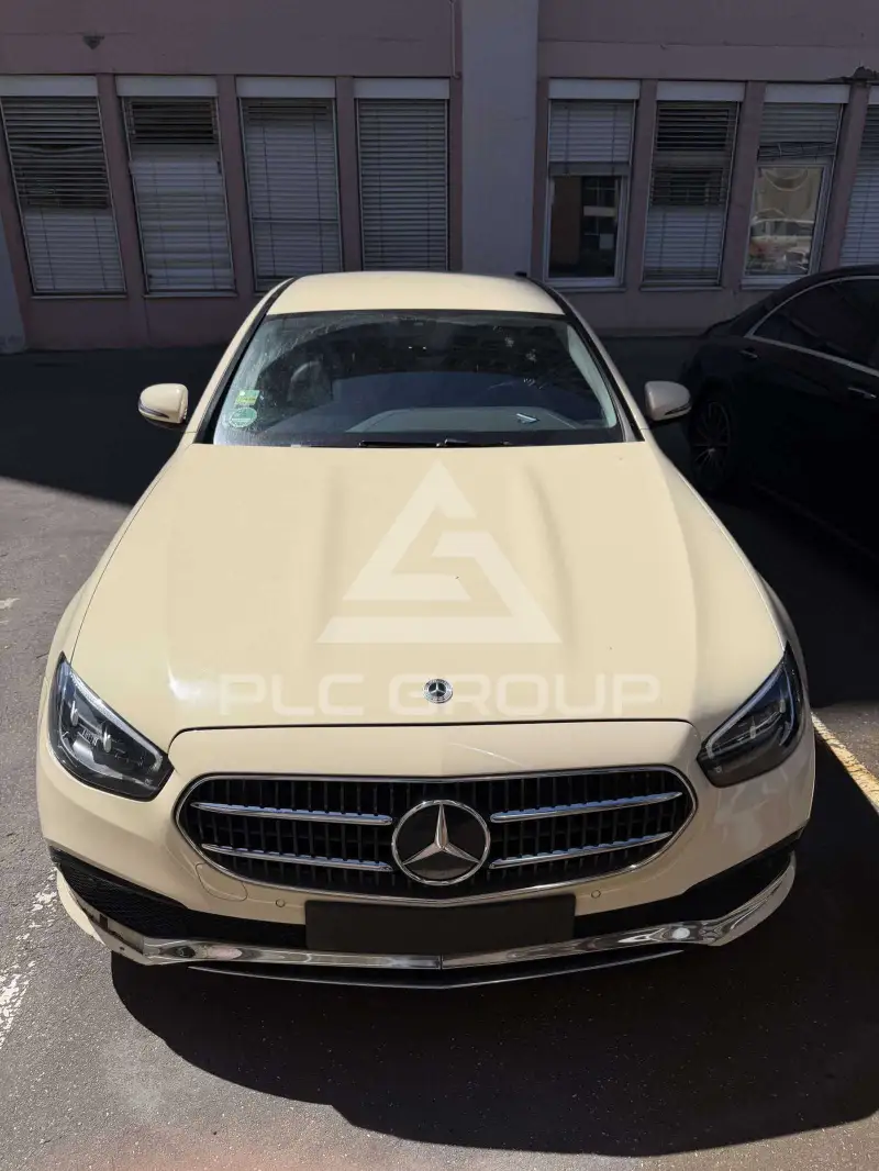 2022 Mercedes Benz E 200
