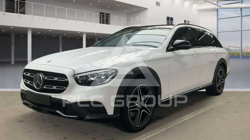 2022 Mercedes Benz E 200