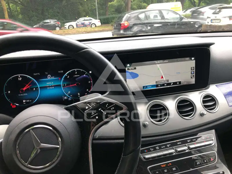 2022 Mercedes Benz E 200