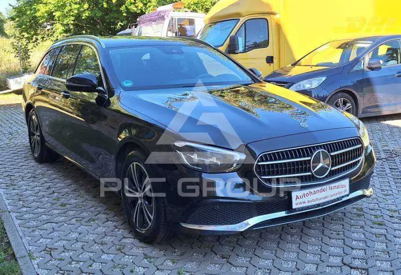 2022 Mercedes Benz E 220