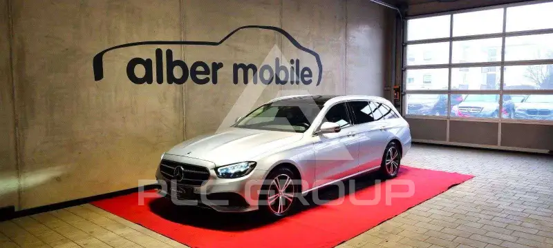 2022 Mercedes Benz E 220