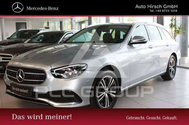2022 Mercedes Benz E 220