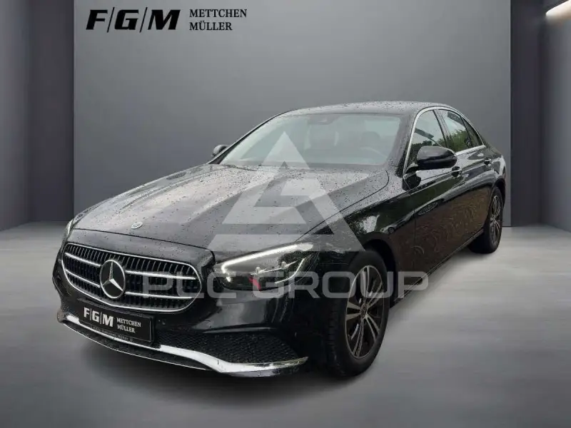 2022 Mercedes Benz E 220