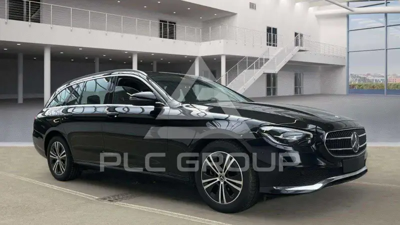 2022 Mercedes Benz E 220