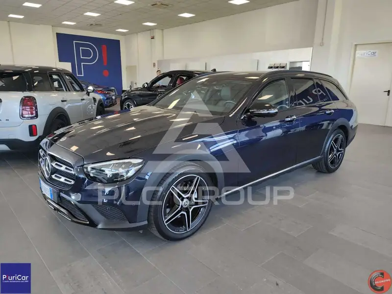 2022 Mercedes Benz E 220