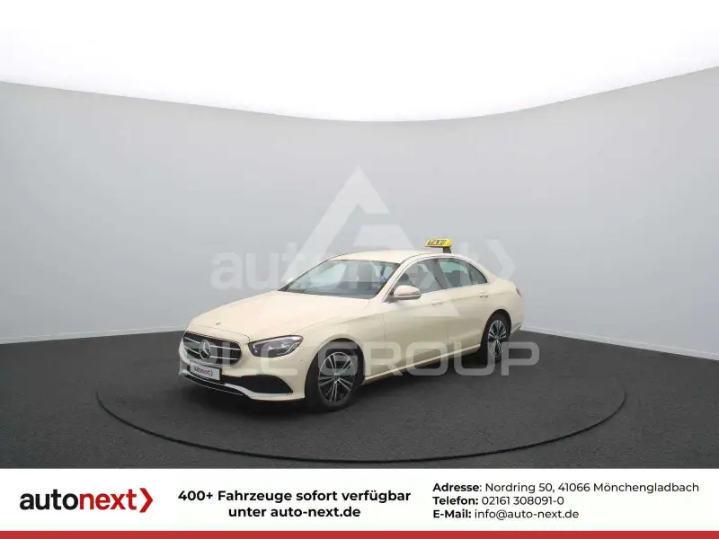 2022 Mercedes Benz E 220