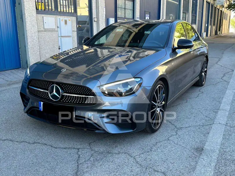 2022 Mercedes Benz E 220