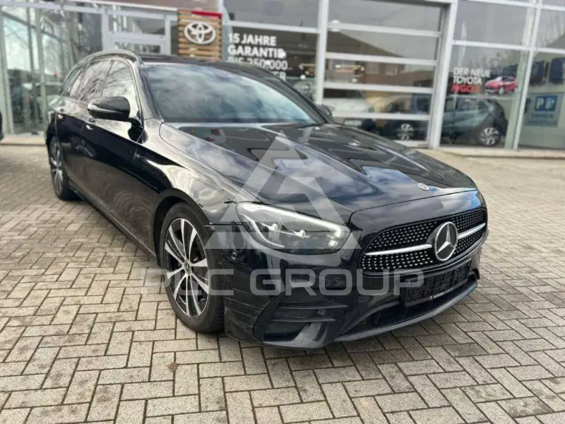 2022 Mercedes Benz E 220