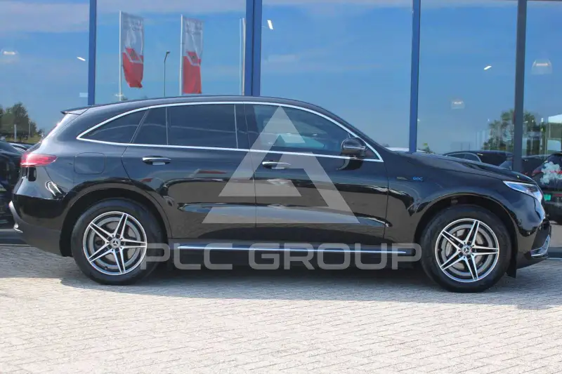 2022 Mercedes Benz EQC